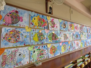 大美野幼稚園 7 8 水 色々作っています 青組